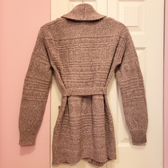 Golden by TNA "BAFFIN" Sweater - Picture 2 of 6